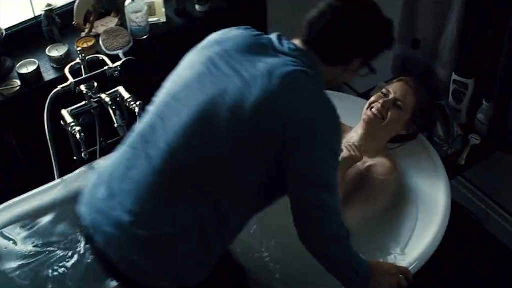 Amy Adams bathtub scene.